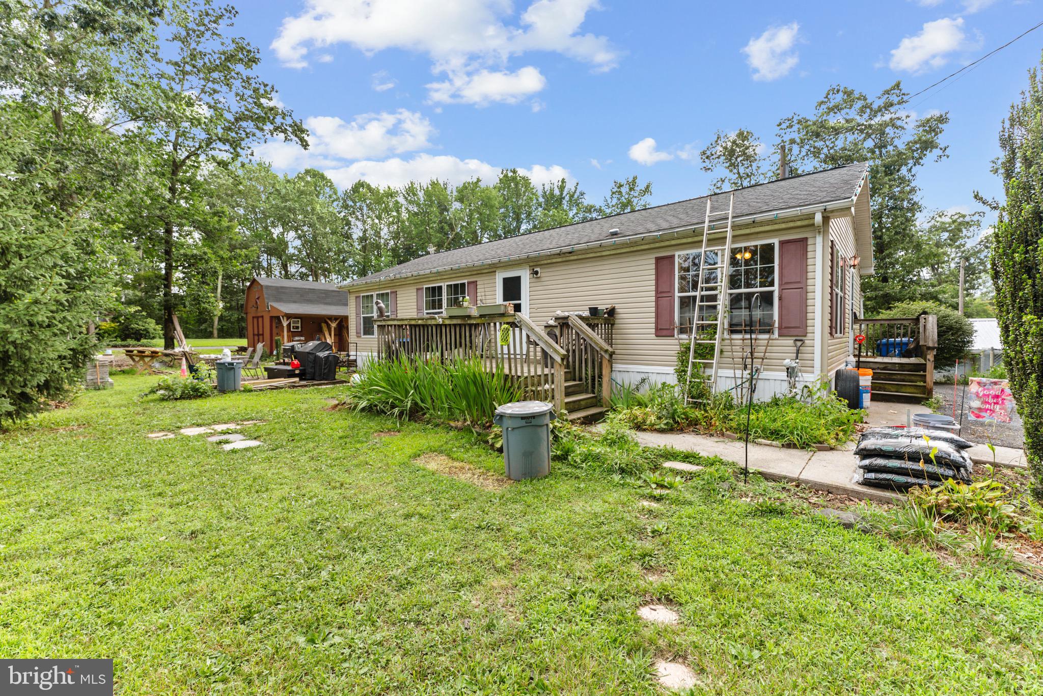 163 Ashwood Dr