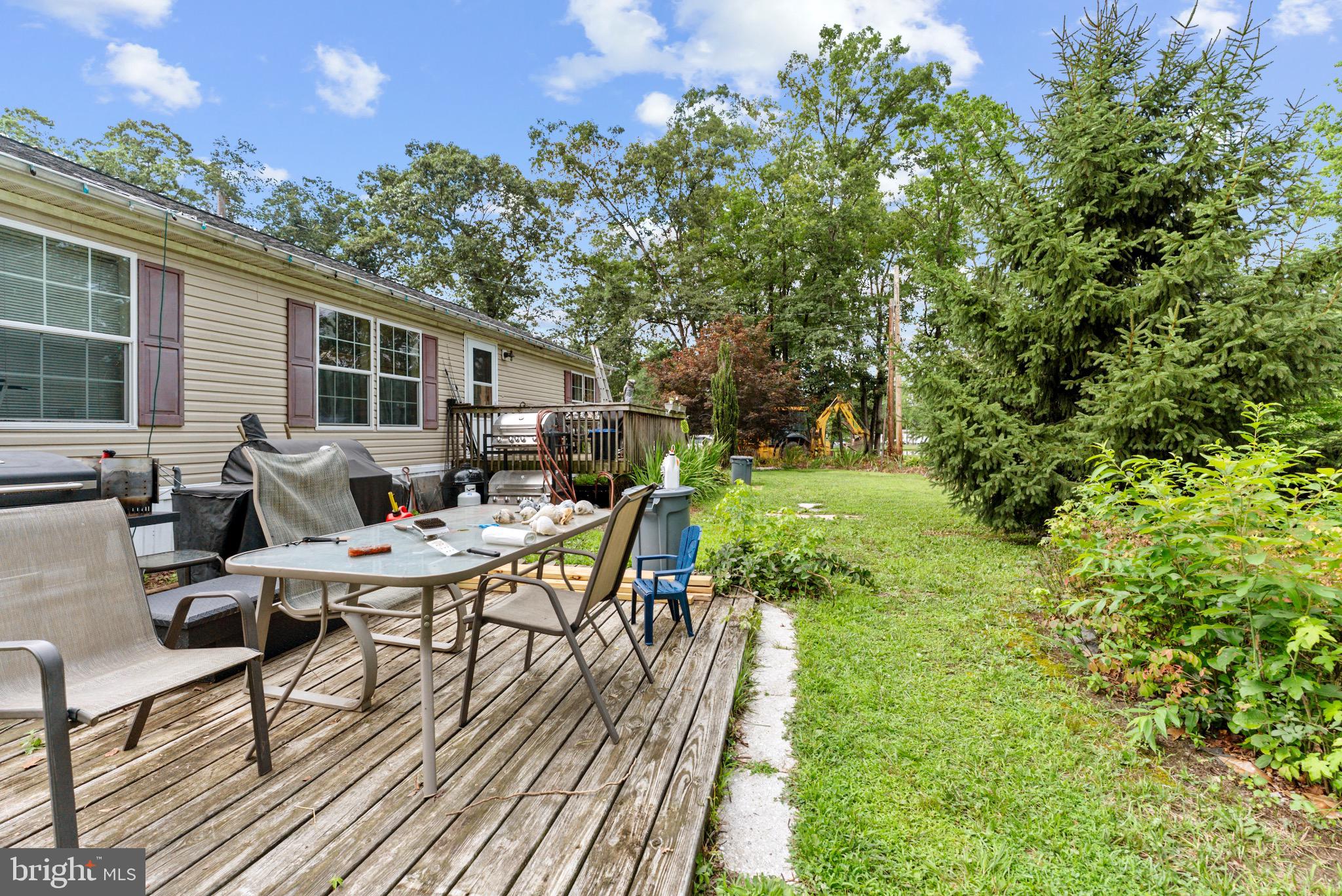 163 Ashwood Dr