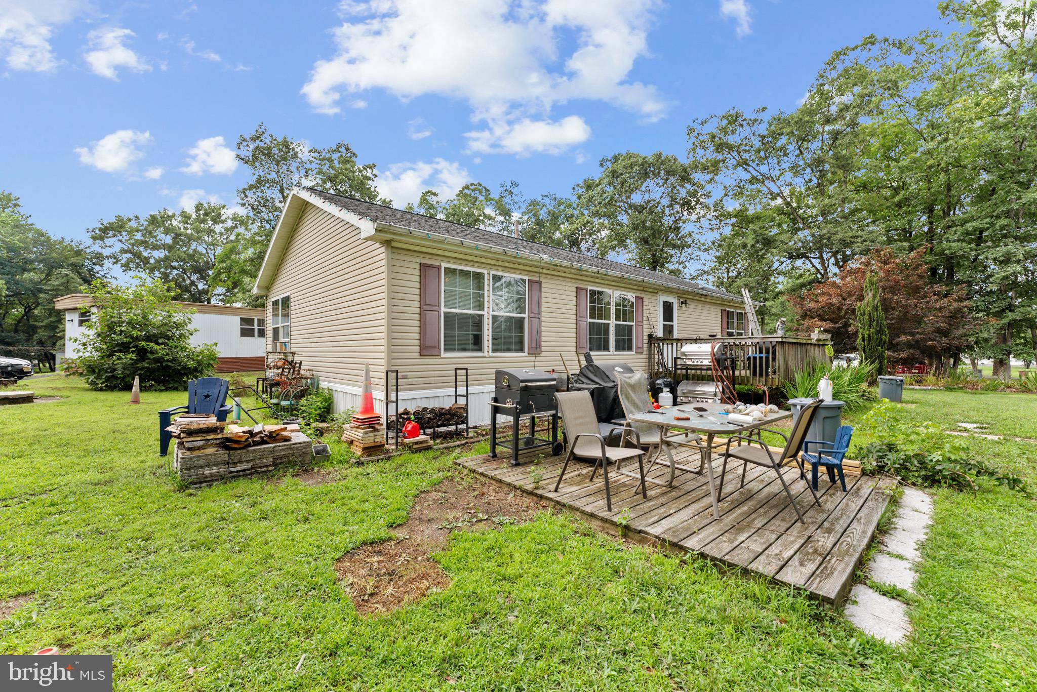 163 Ashwood Dr