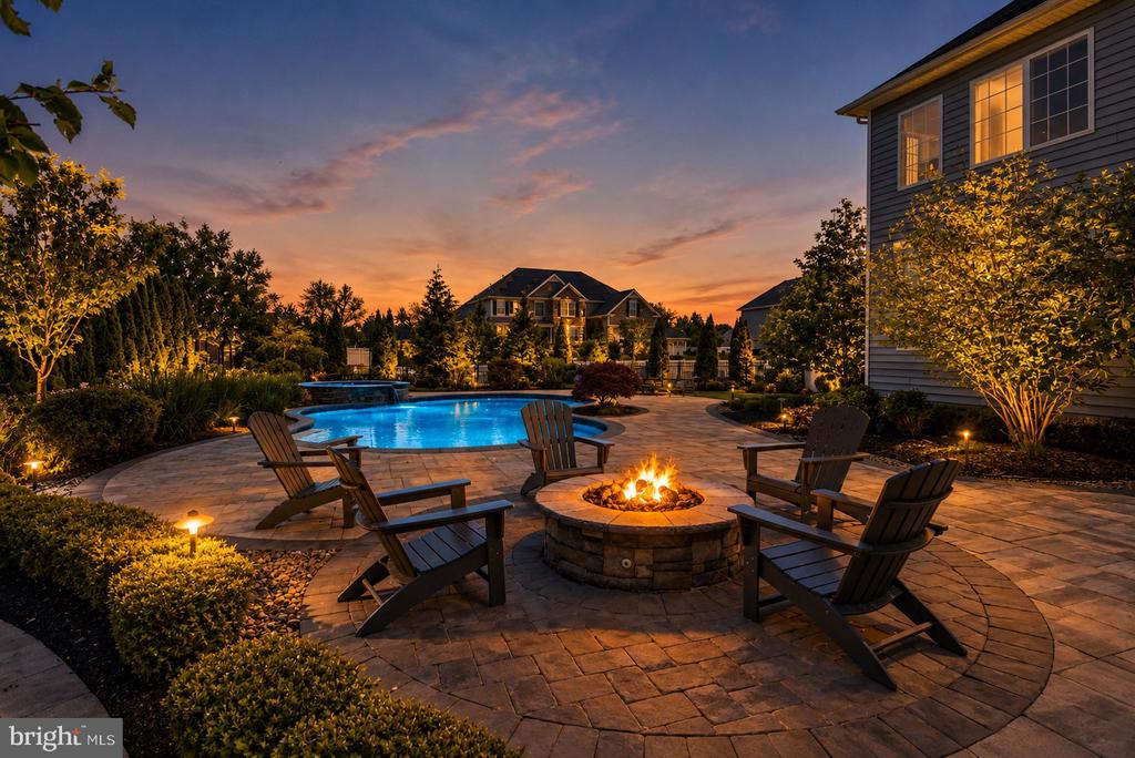 412 GARDENIA DRIVE
