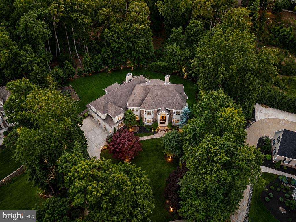 209 FOREST WOODS DRIVE