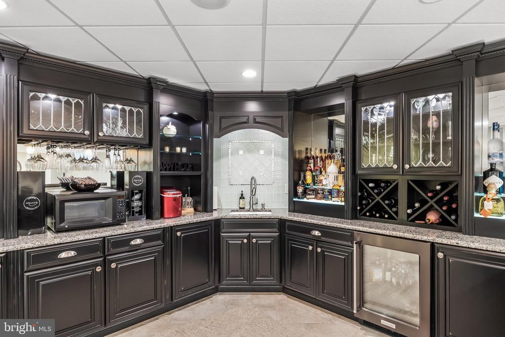 209 FOREST WOODS DRIVE