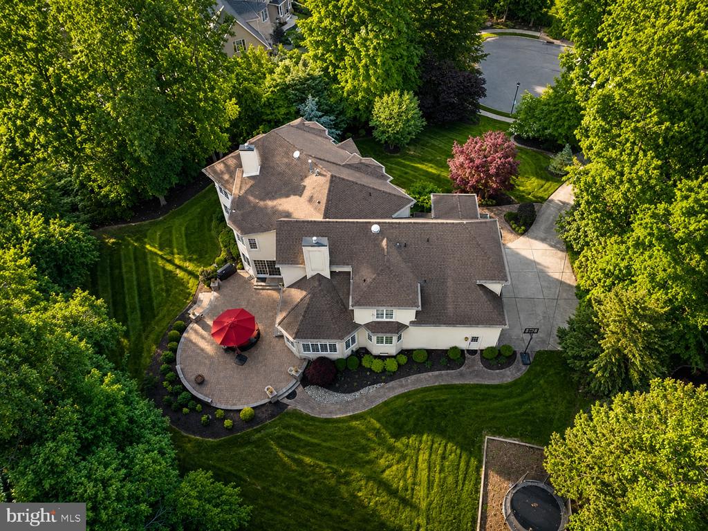 209 FOREST WOODS DRIVE