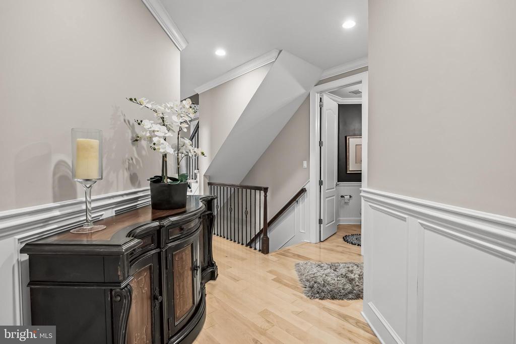 209 FOREST WOODS DRIVE
