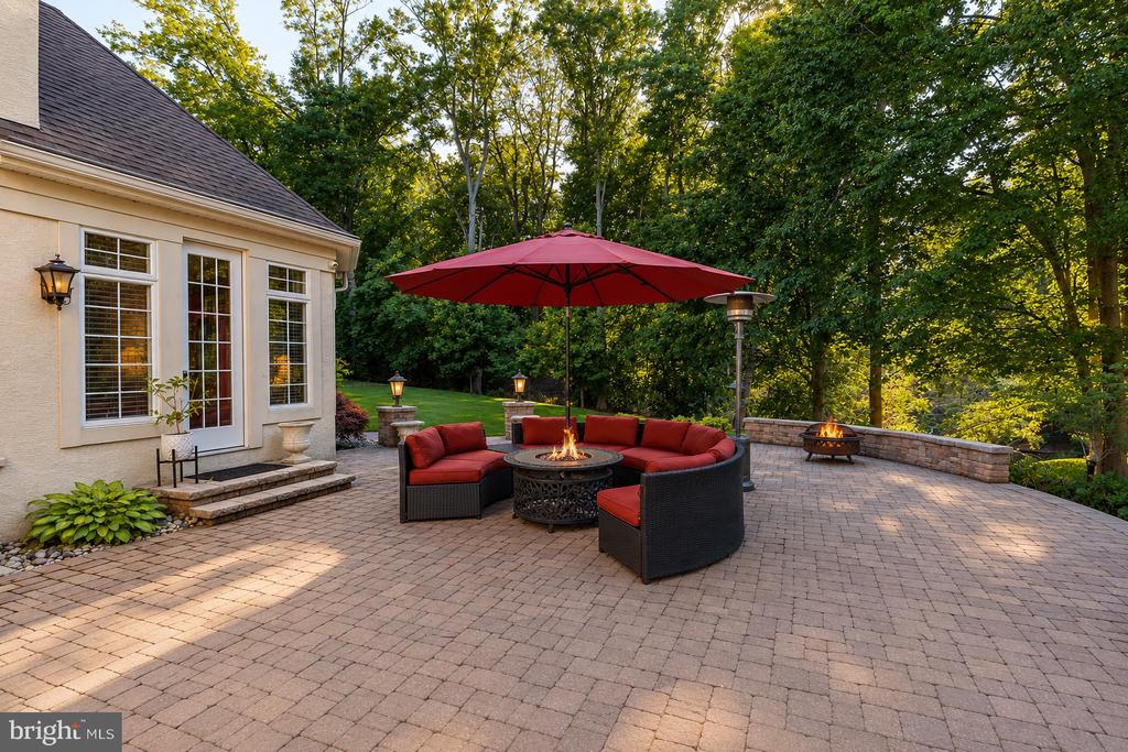 209 FOREST WOODS DRIVE