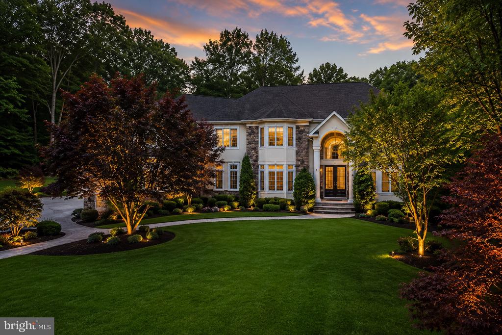 209 FOREST WOODS DRIVE