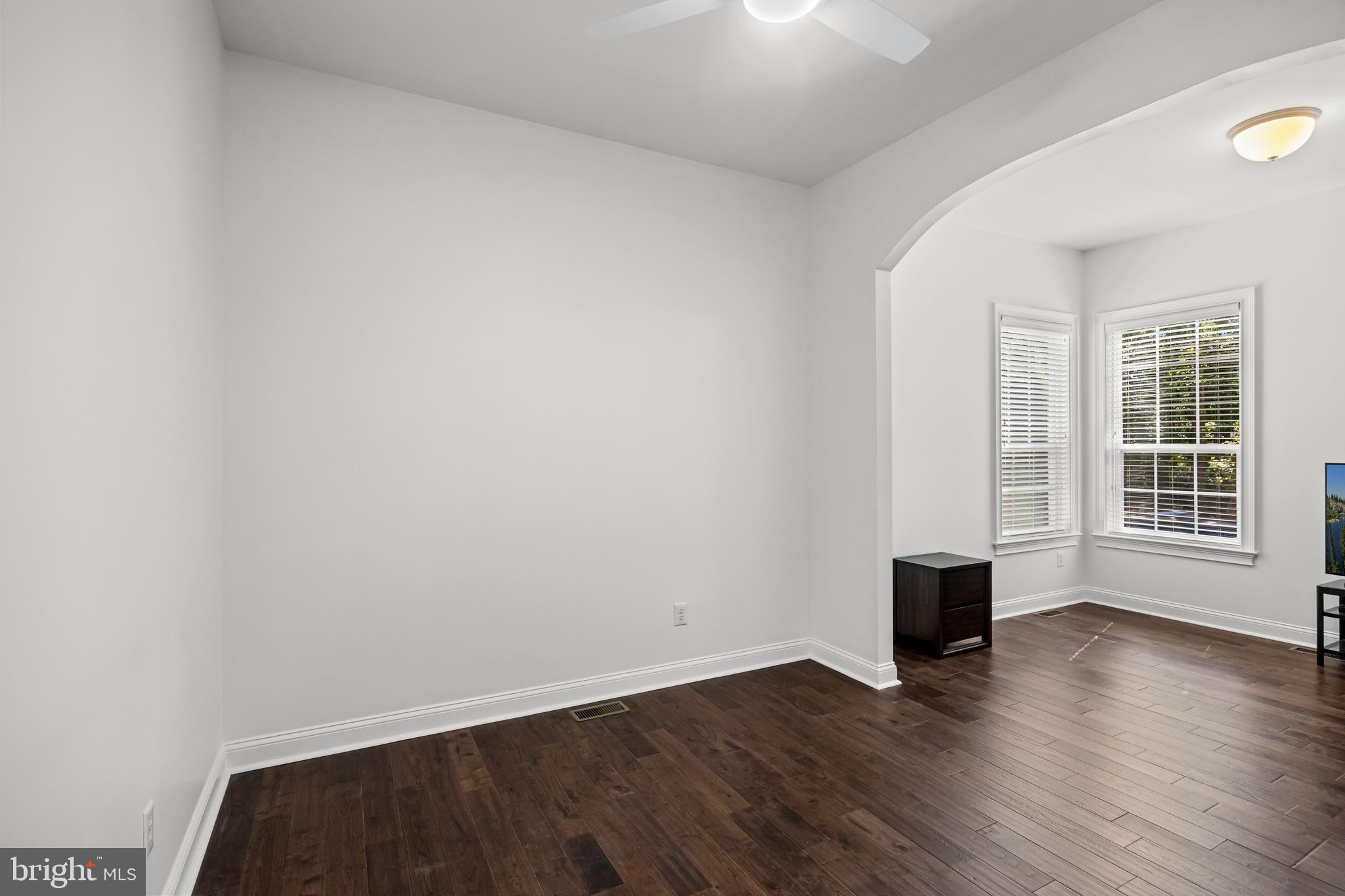 105 HICKORY COURT