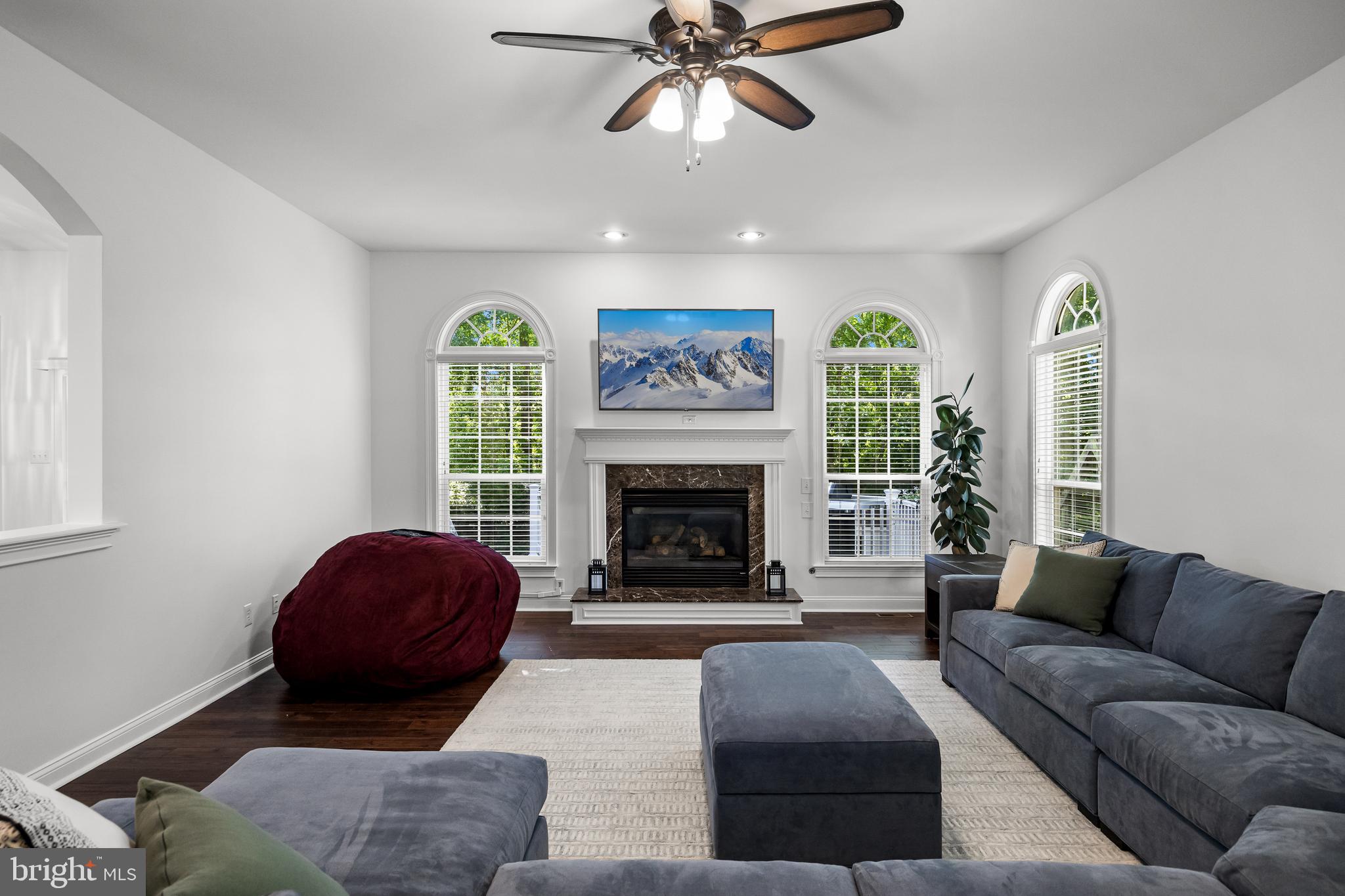 105 HICKORY COURT