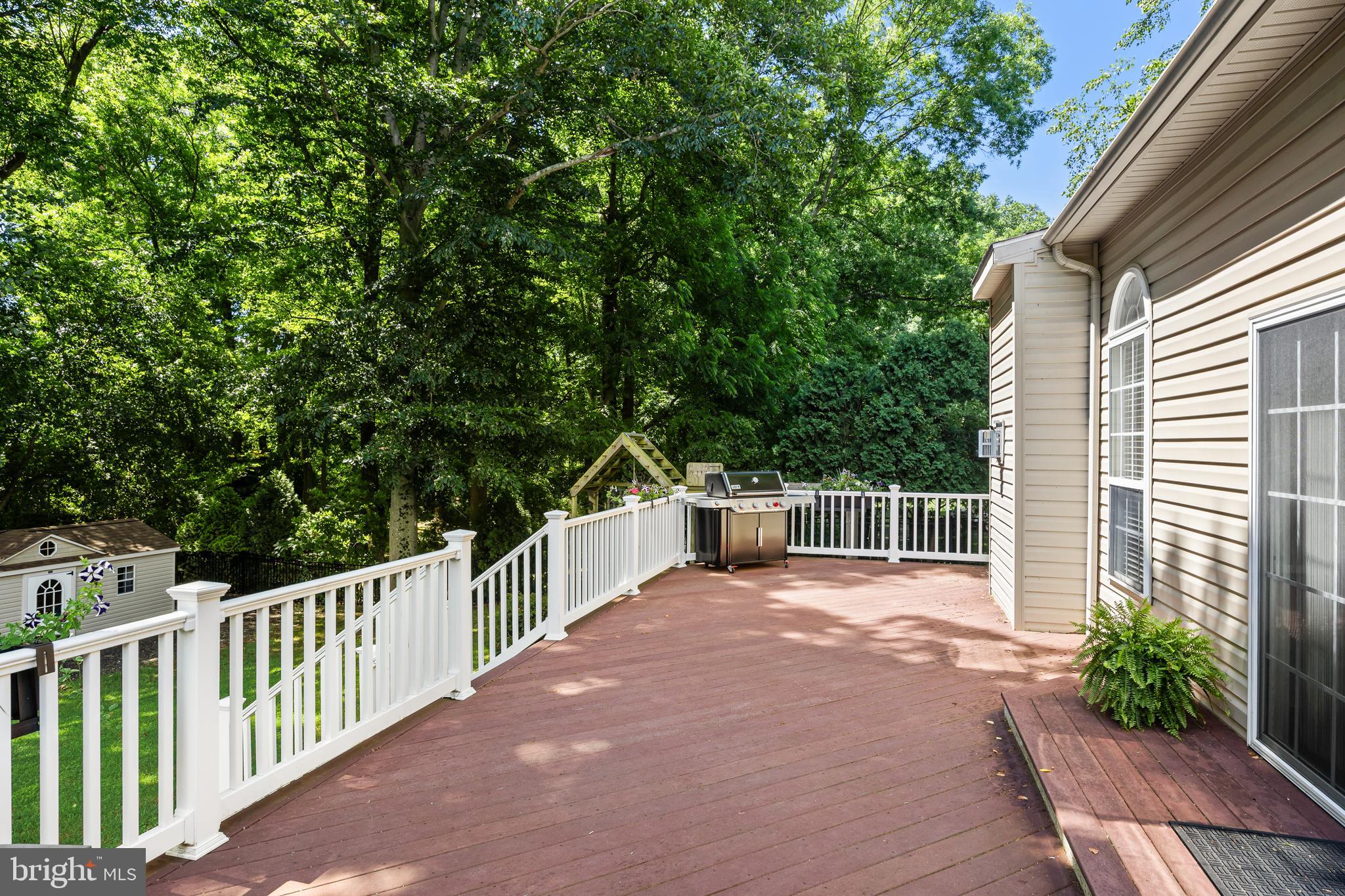 105 HICKORY COURT