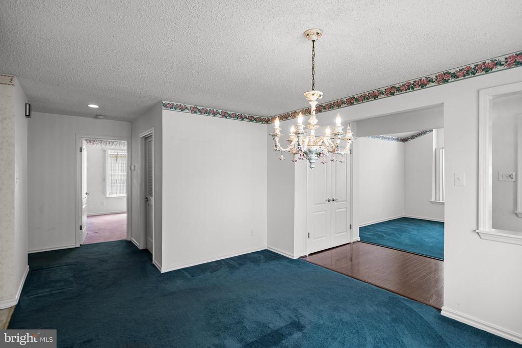 504 SAINT MARTIN COURT