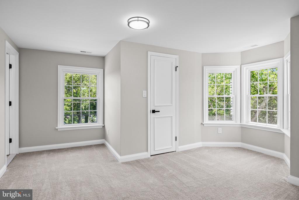 402 BARNSBORO ROAD