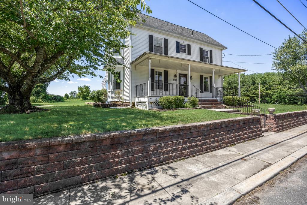 402 BARNSBORO ROAD