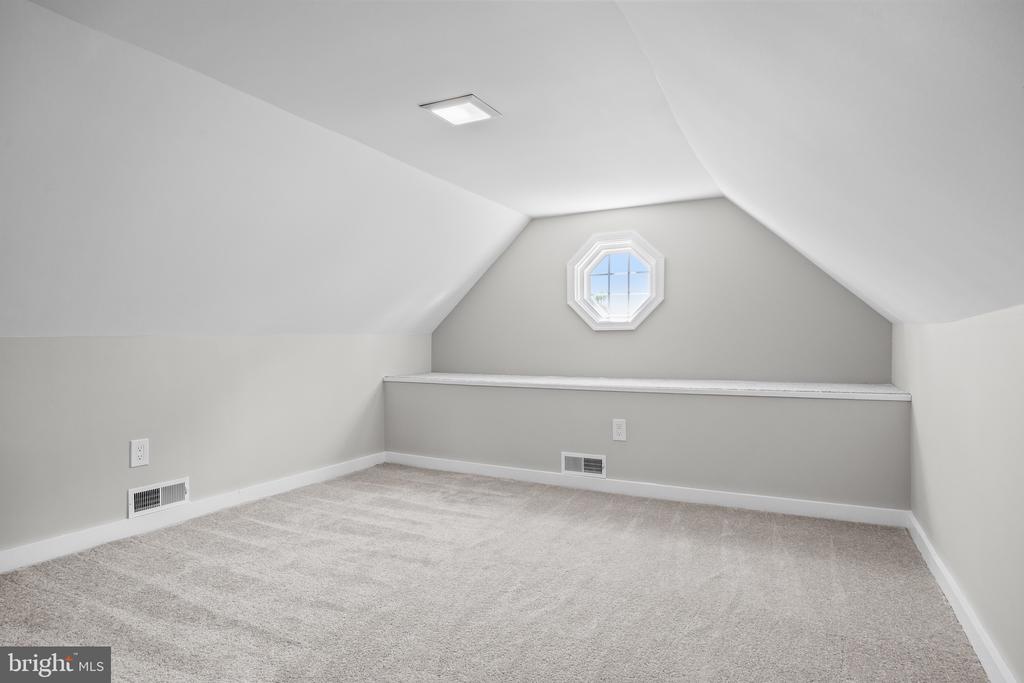 402 BARNSBORO ROAD