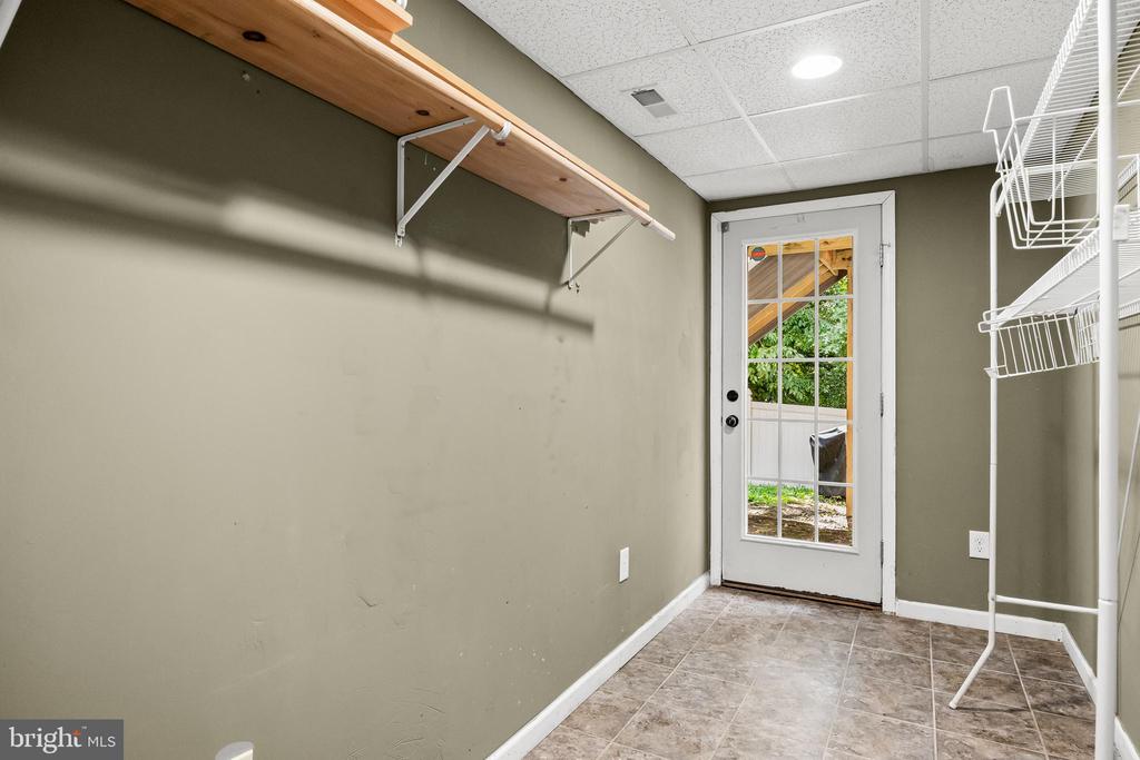 376 CONCETTA DRIVE