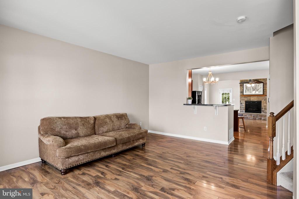 376 CONCETTA DRIVE