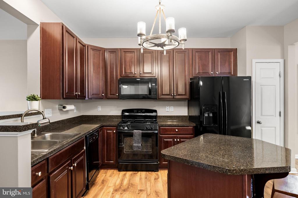 376 CONCETTA DRIVE