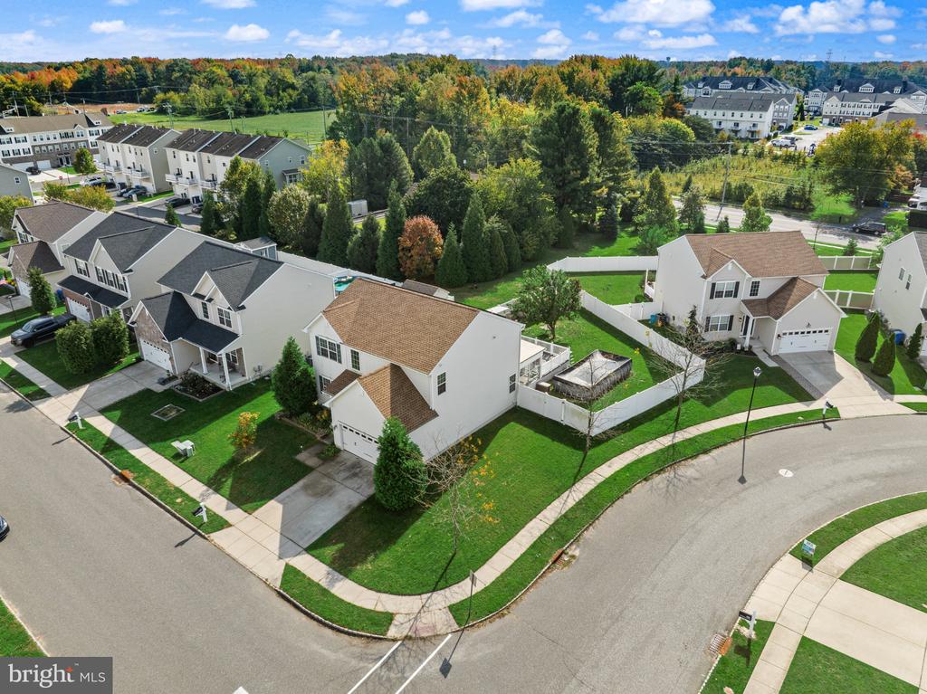 1140 MUNYON DRIVE