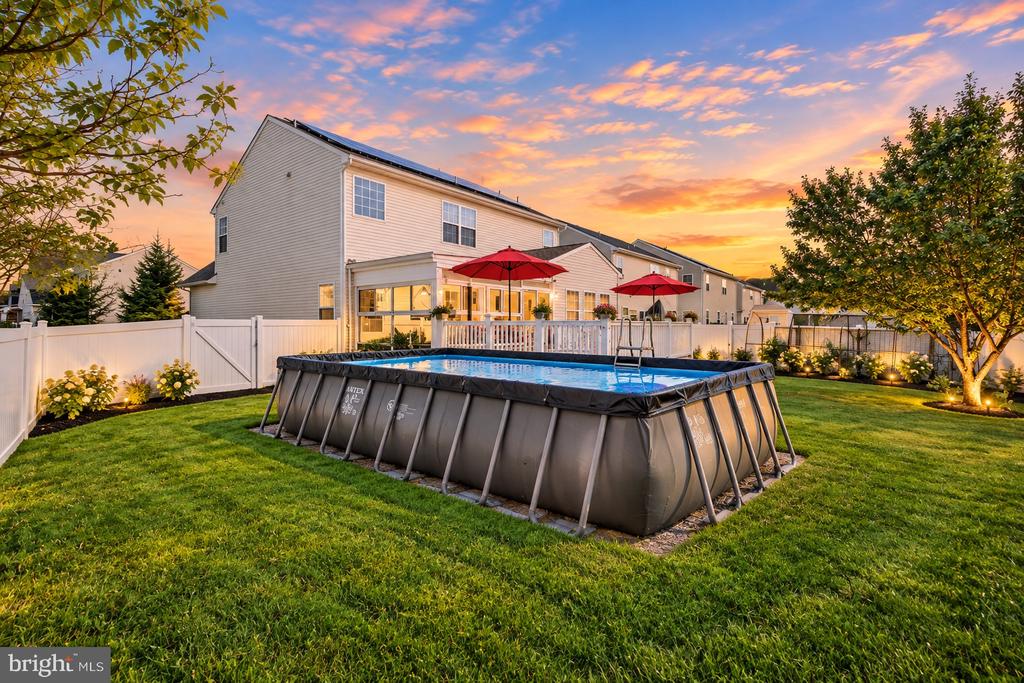 1140 MUNYON DRIVE