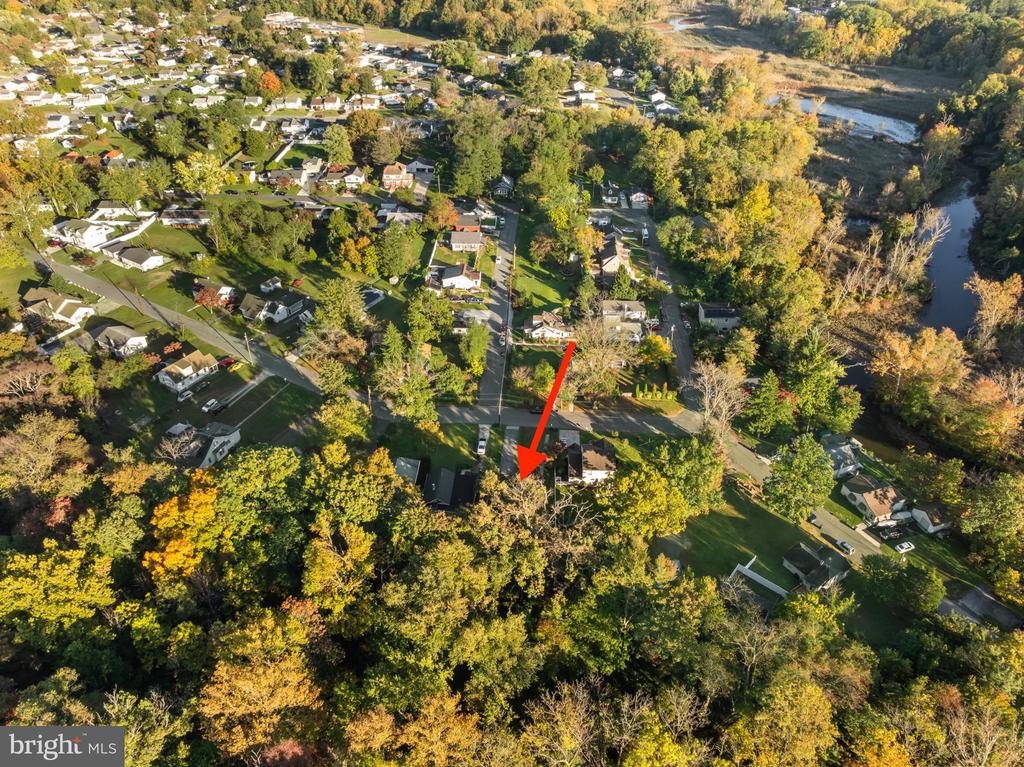 768 RIDGE DRIVE