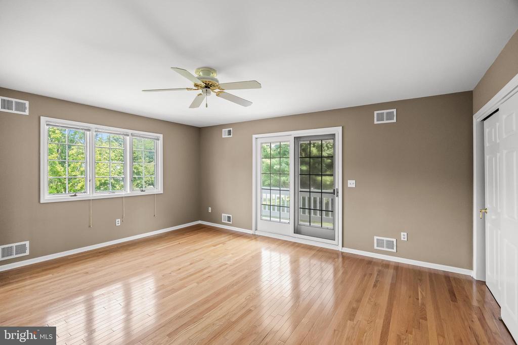 7 MICHAEL COURT