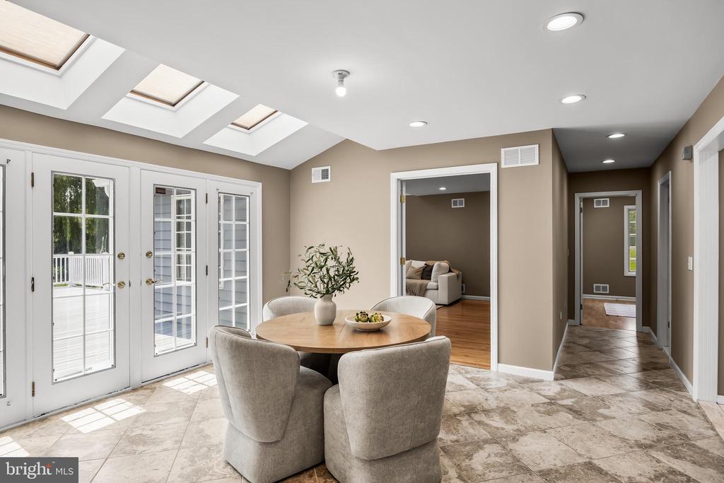 7 MICHAEL COURT