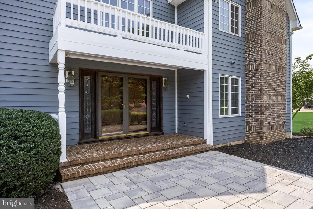 7 MICHAEL COURT