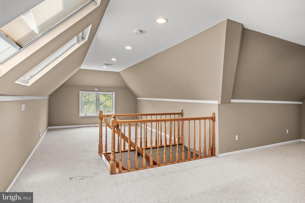 7 MICHAEL COURT