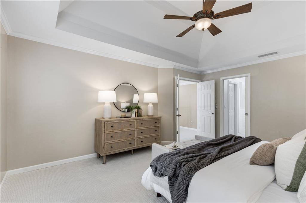 5705 Whitehall Walk