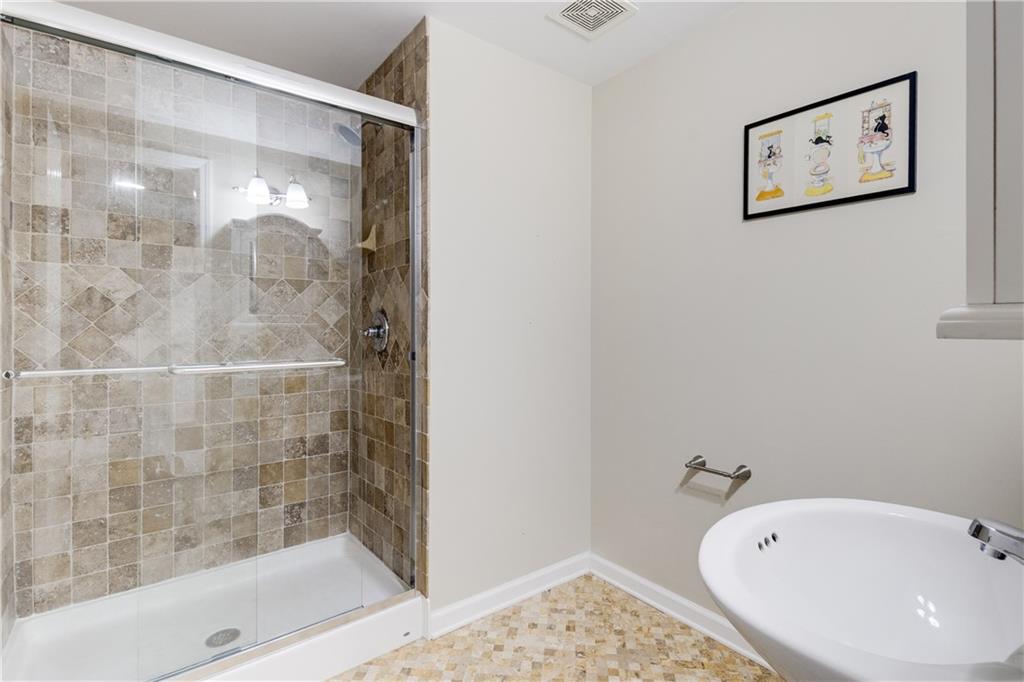 5705 Whitehall Walk