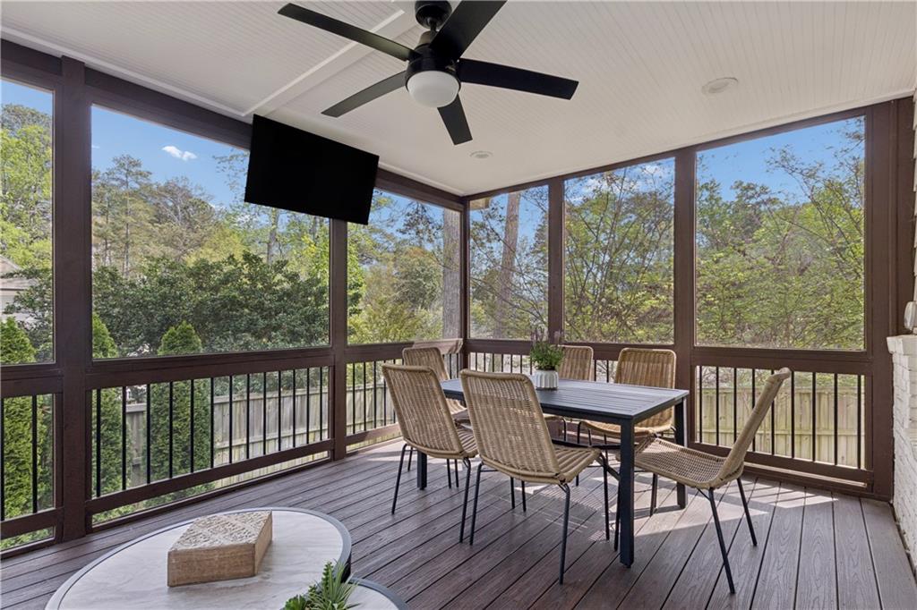 1903 Sandlewood Lane