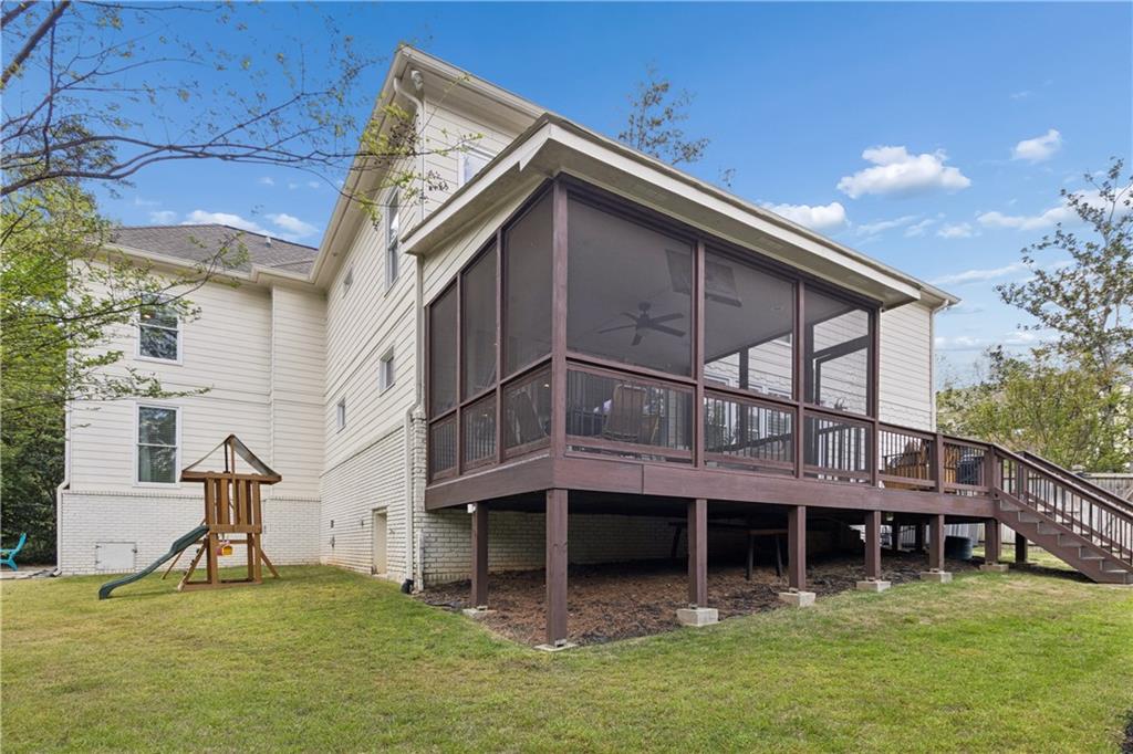 1903 Sandlewood Lane