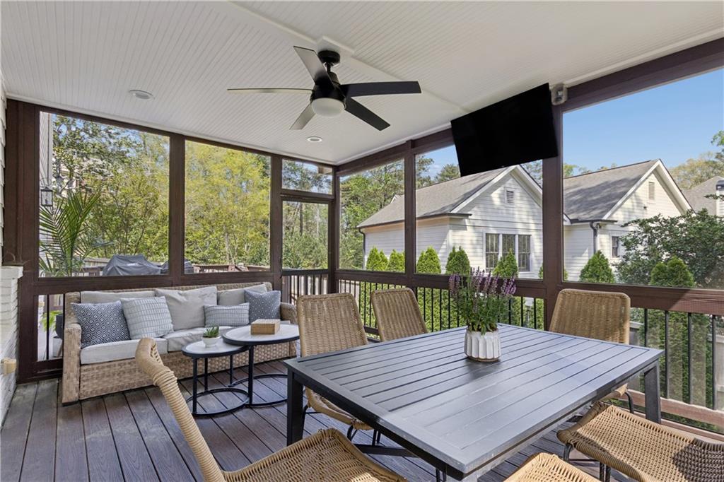 1903 Sandlewood Lane