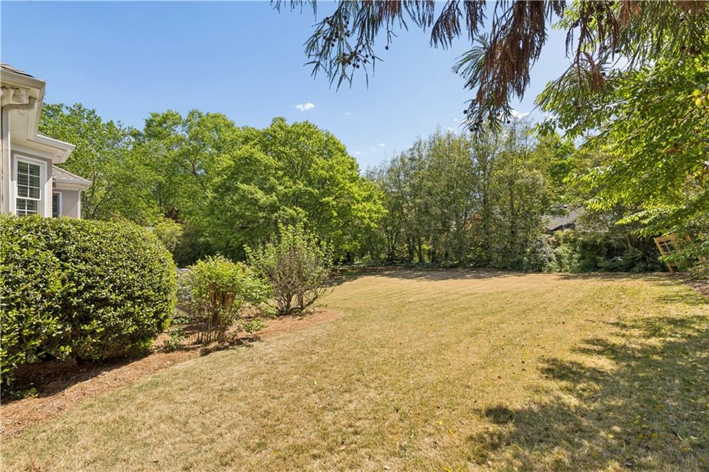 2093 Stephens Walk