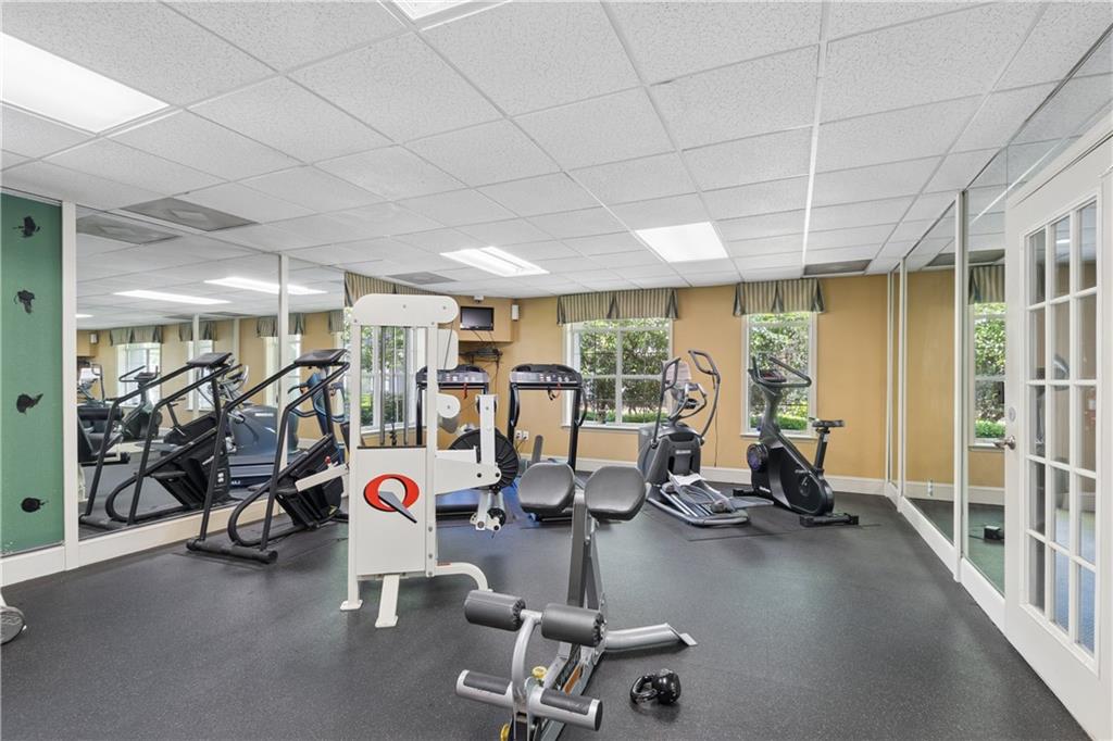 6900 Roswell Road Unit F1