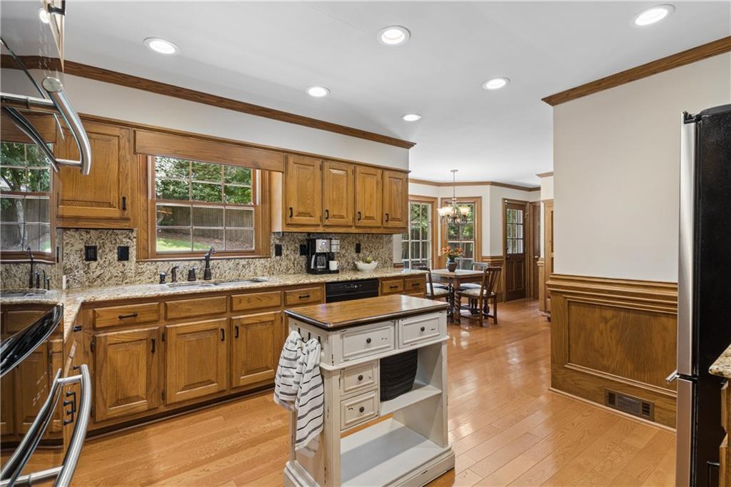 3069 Four Oaks Drive