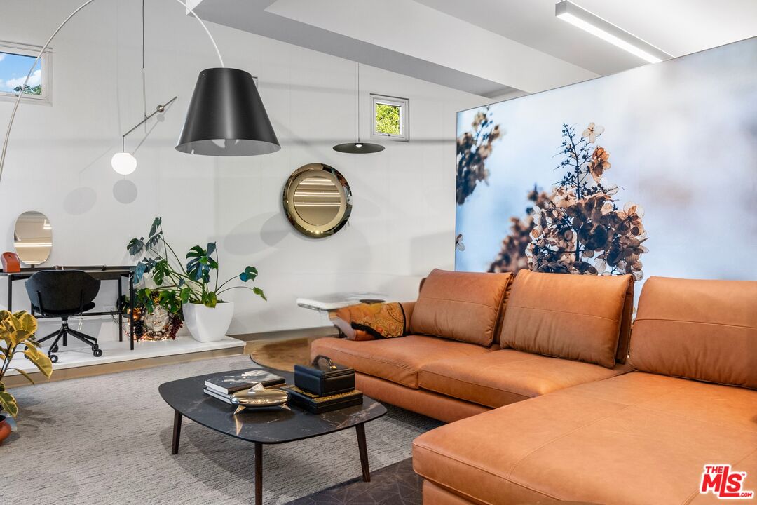 219 W Brannan St Unit: A