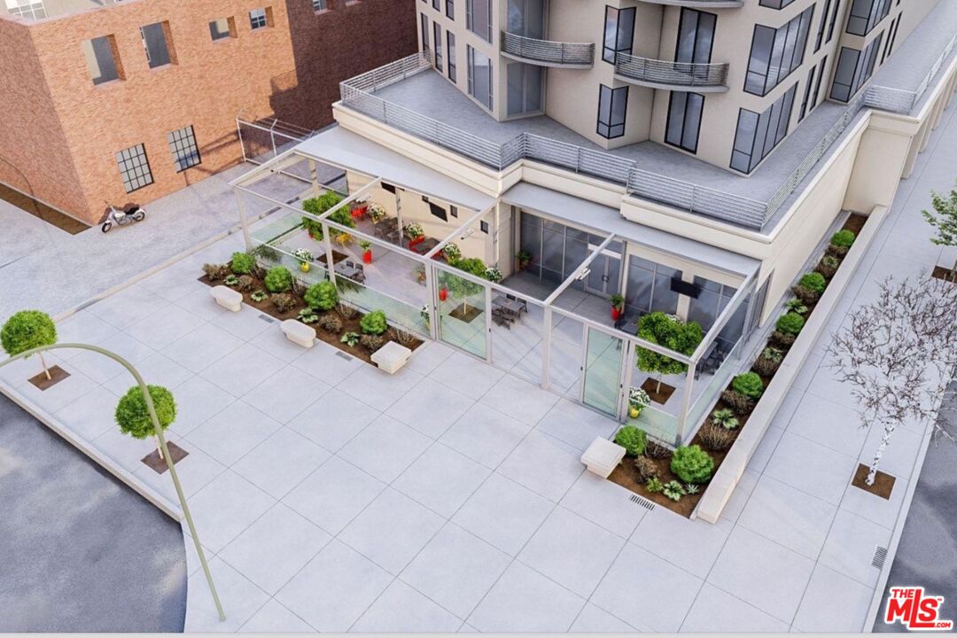 219 W Brannan St Unit: A