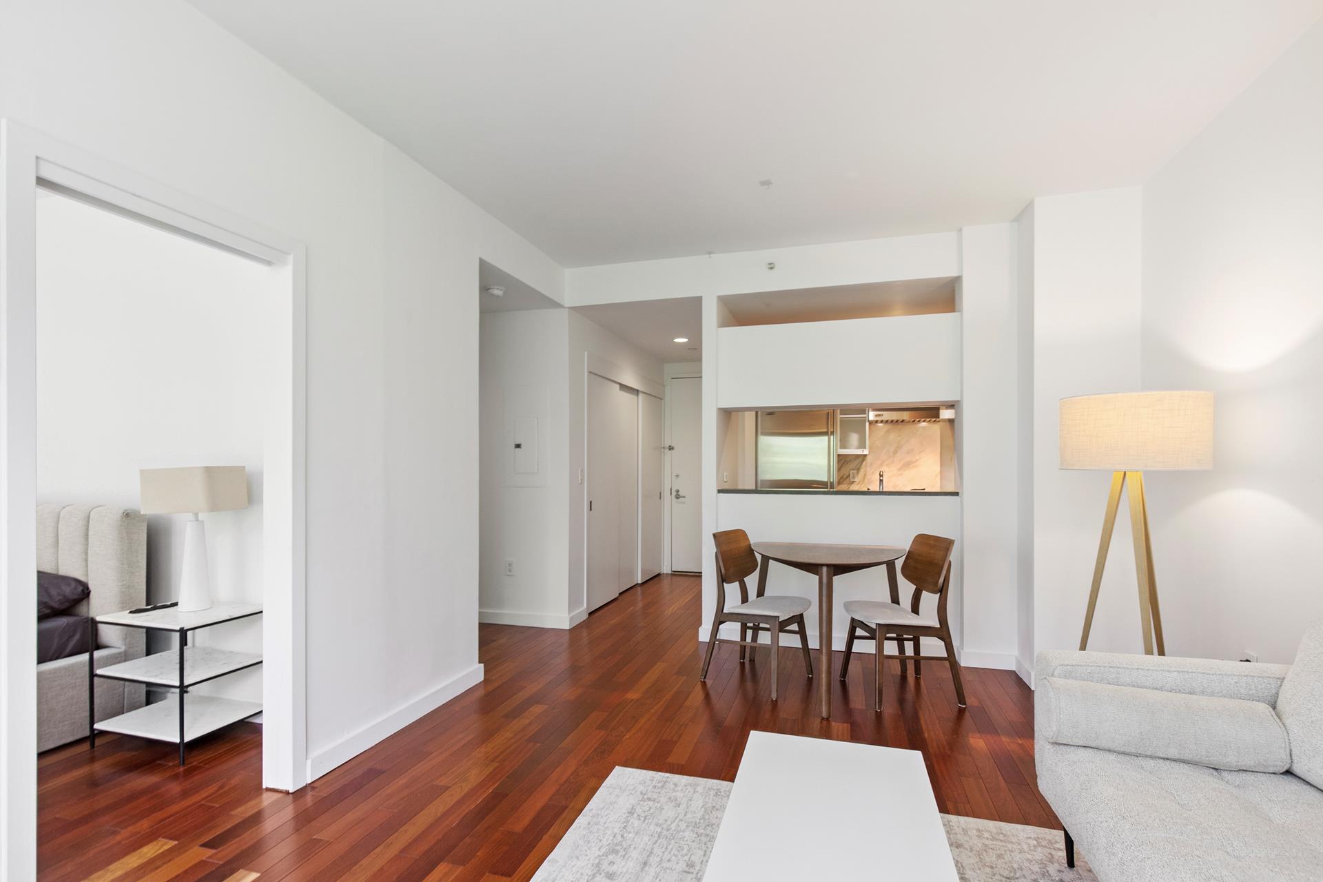 200 CHAMBERS Street 4R
