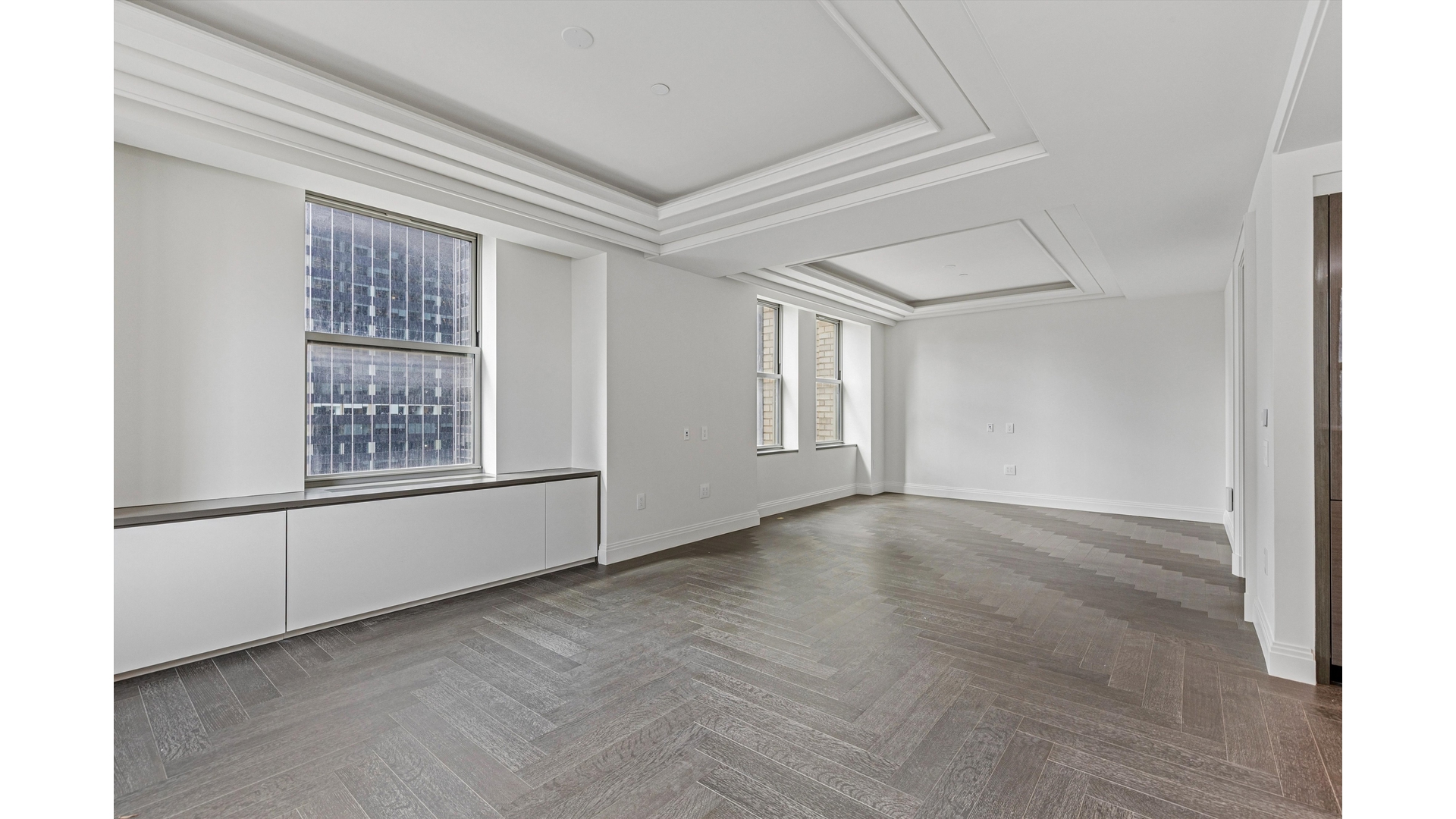 303 PARK Avenue 2811