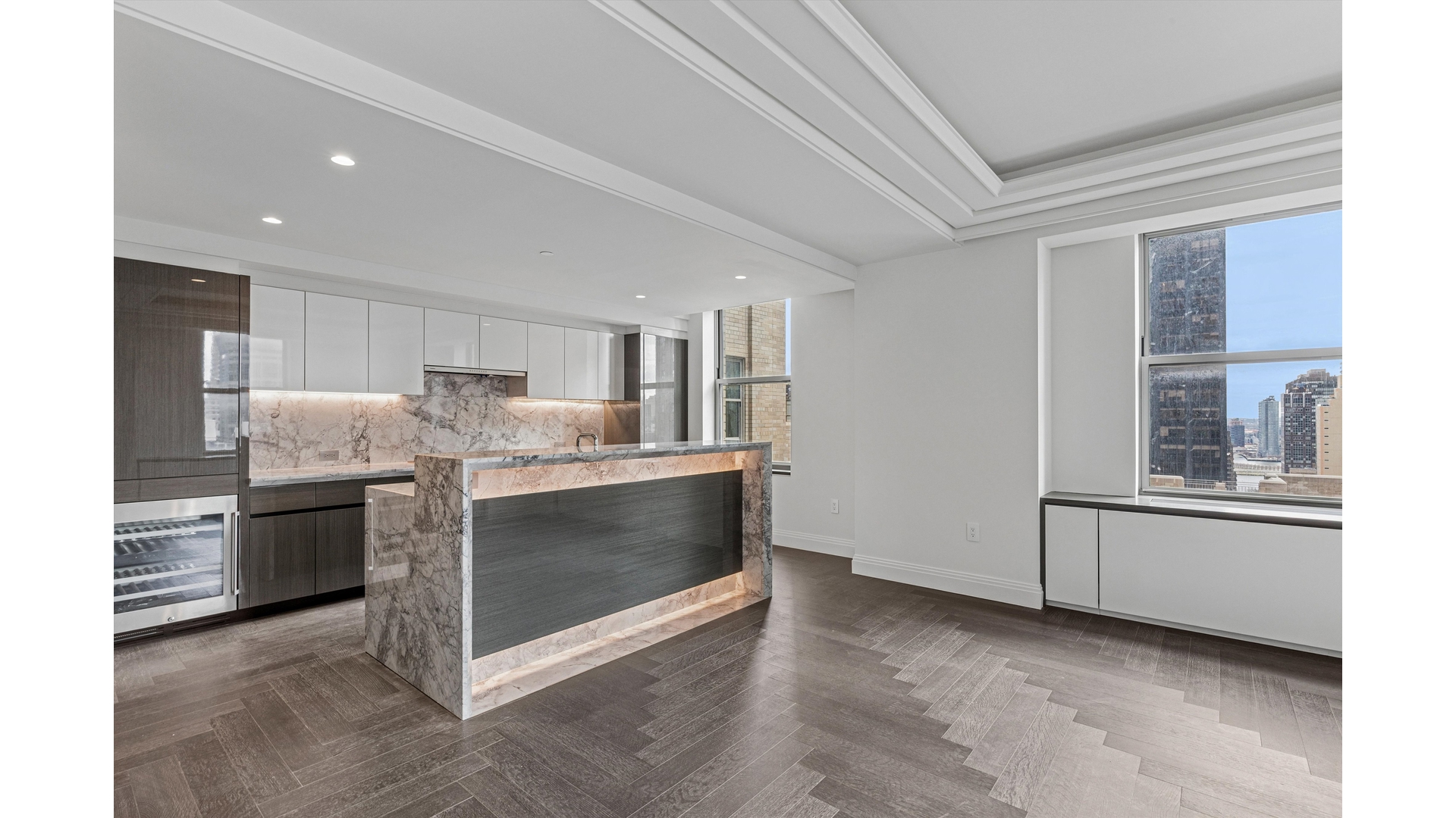 303 PARK Avenue 2811