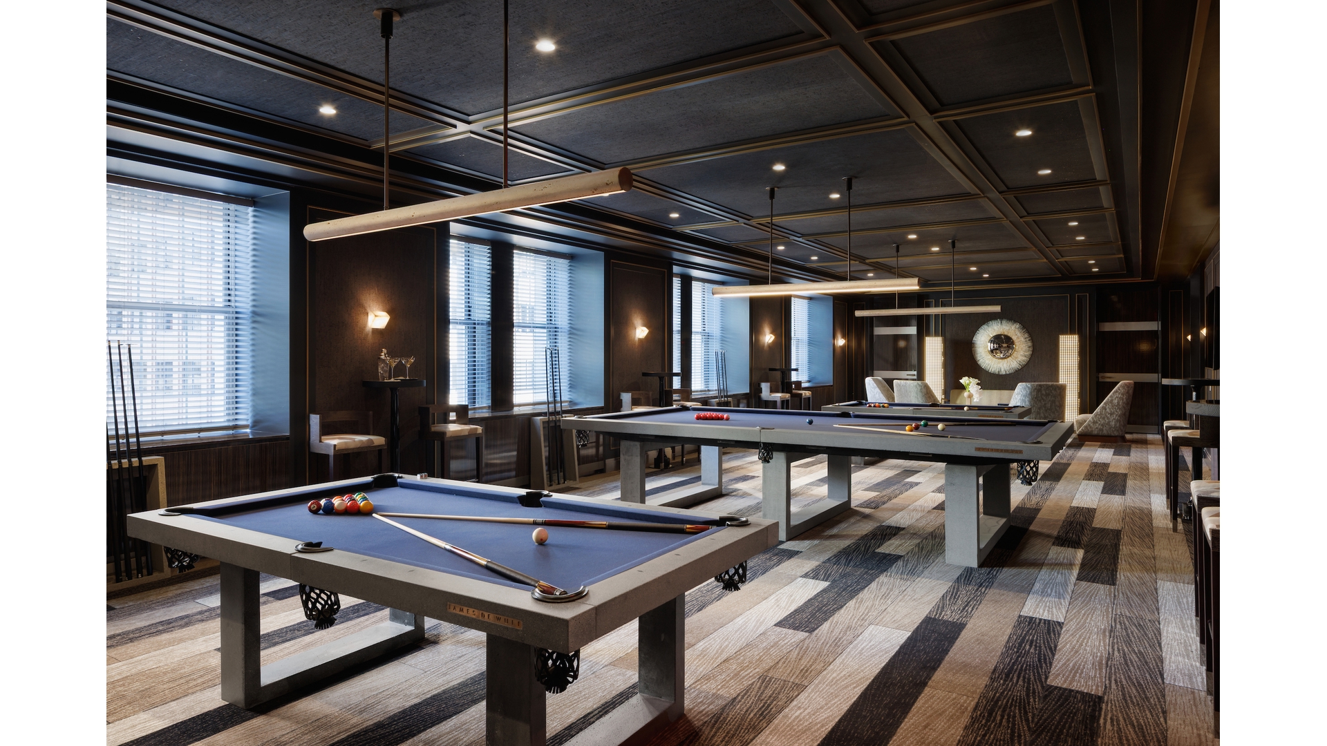 303 PARK Avenue 2811