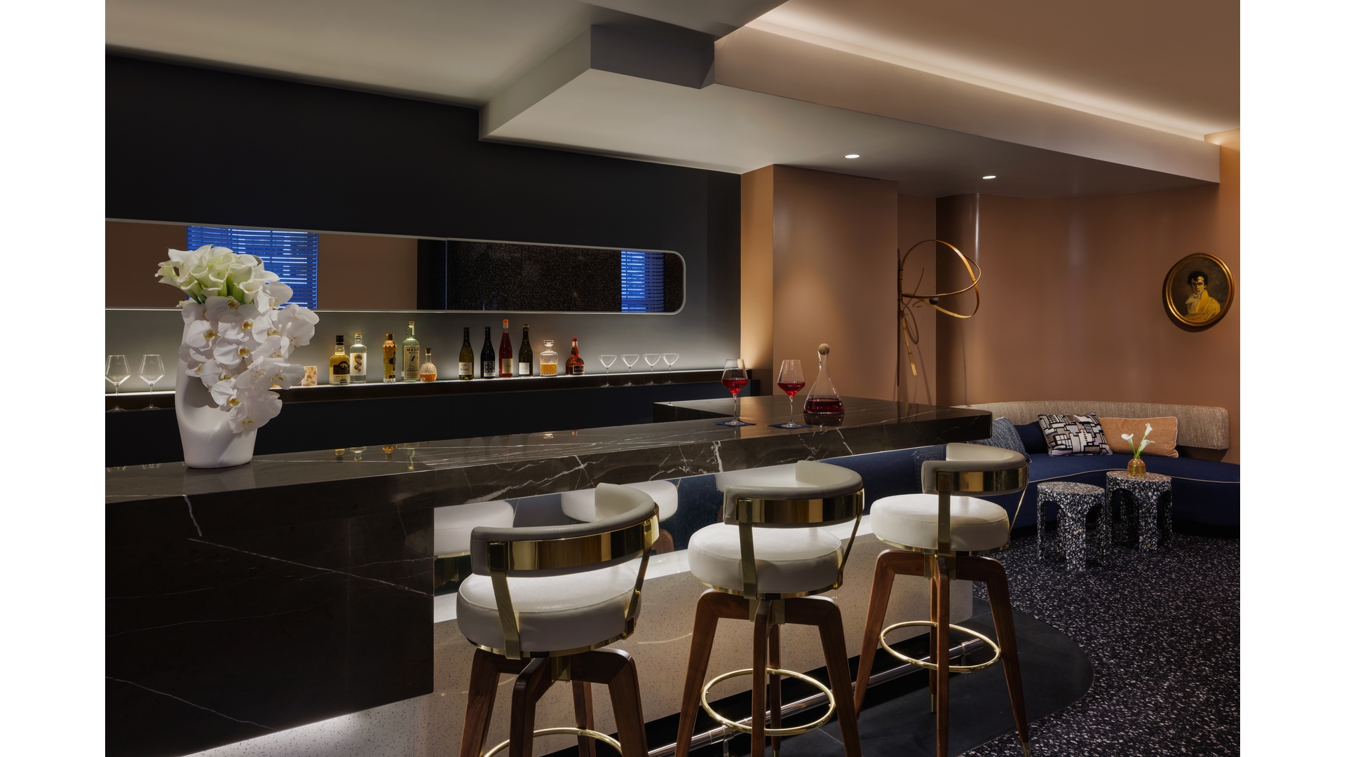 303 PARK Avenue 2811