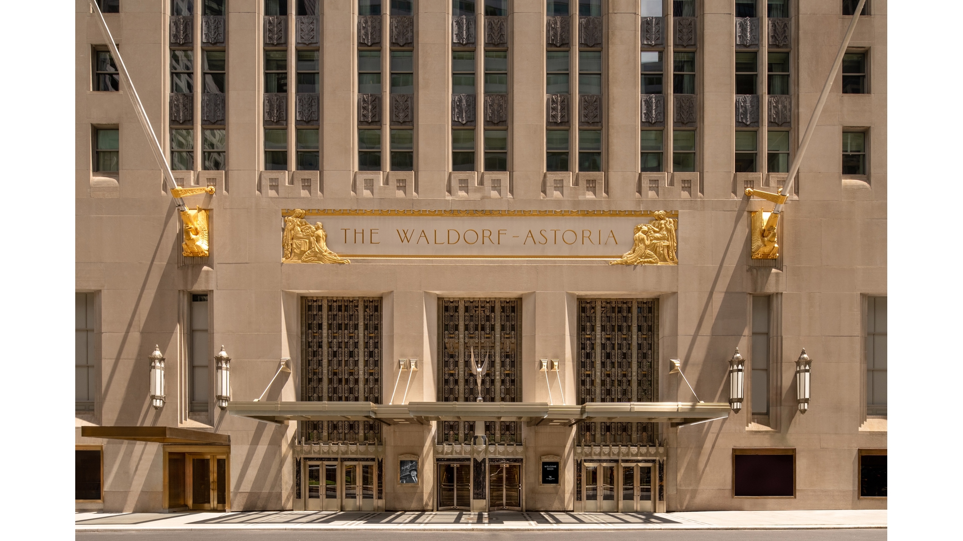 303 PARK Avenue 2811