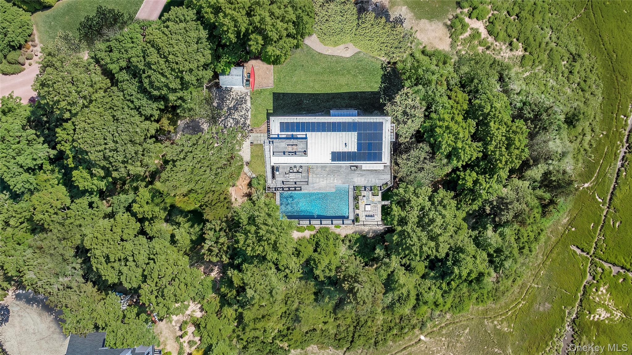 32 Tuthill Lane