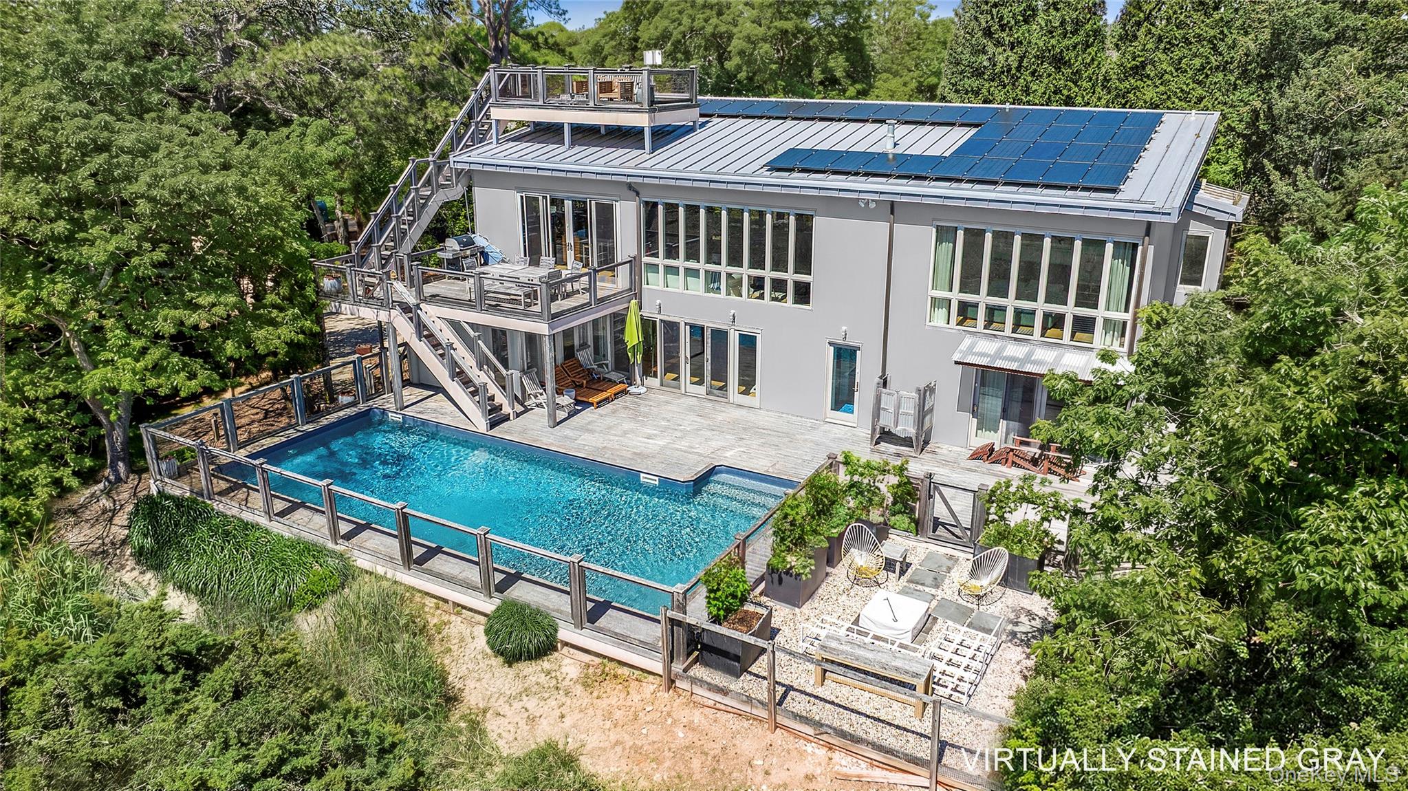 32 Tuthill Lane