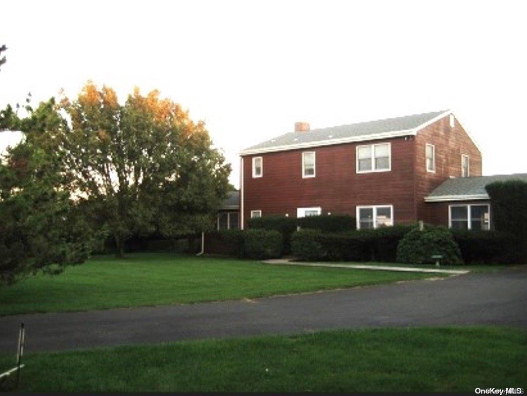 5 Bayberry Lane