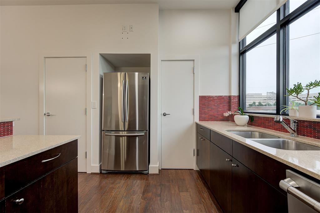 333 NE 4th Street