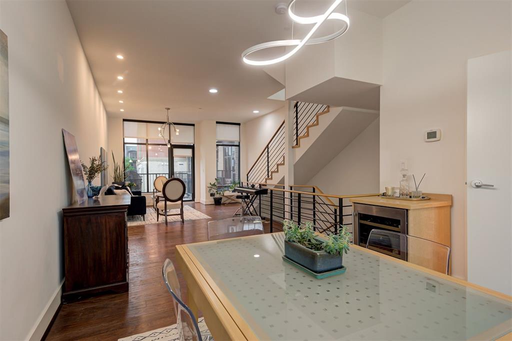 333 NE 4th Street