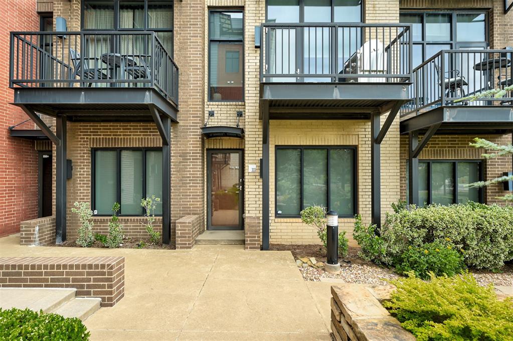 333 NE 4th Street