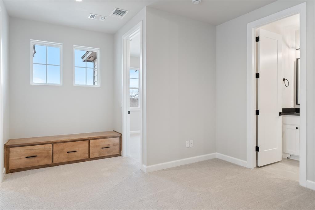 3923 Yellowstone Drive